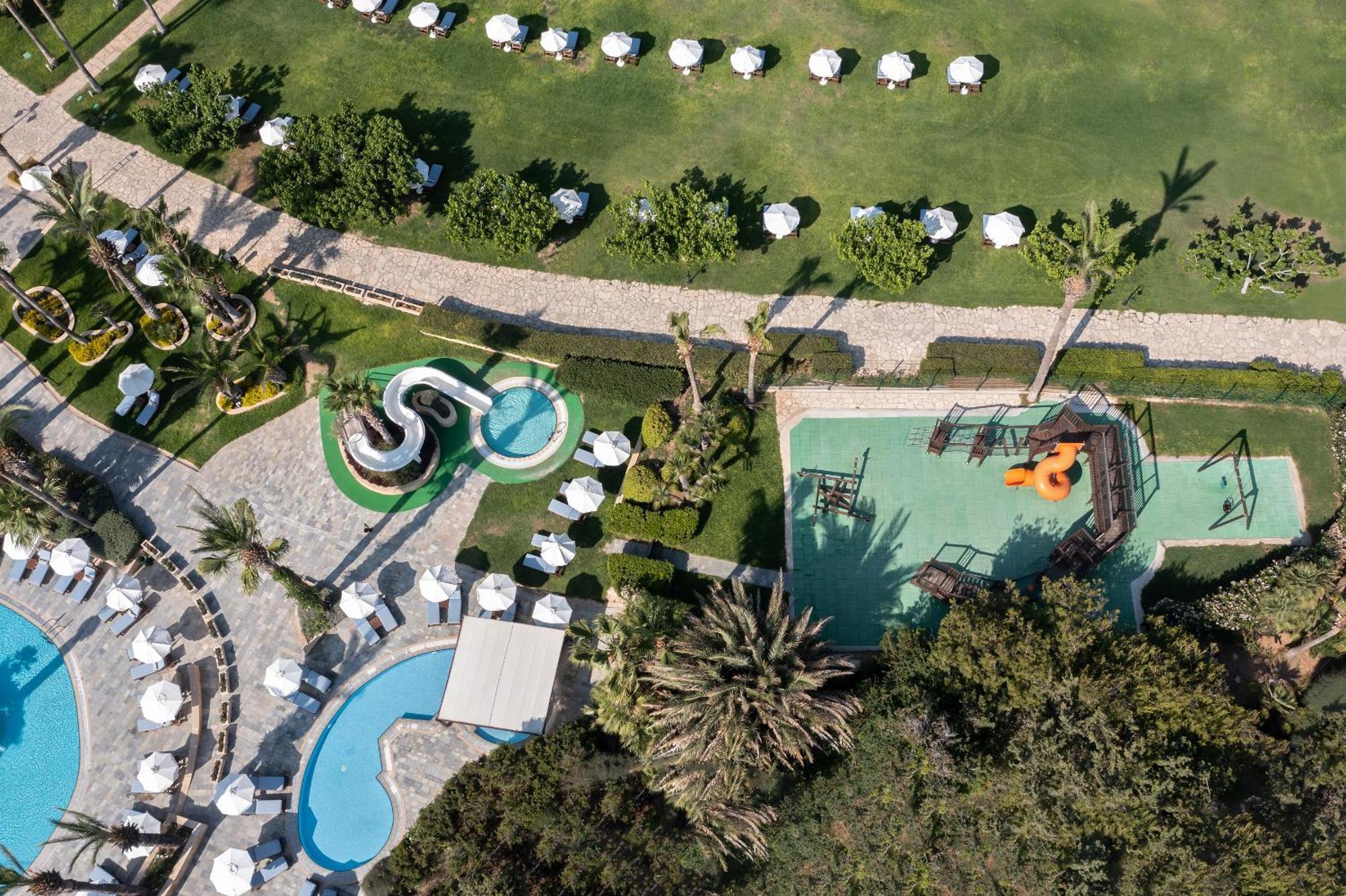 Elysium Resort